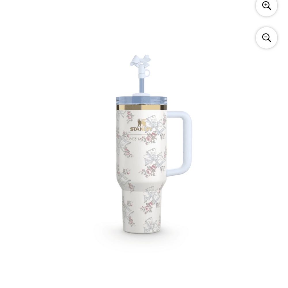 The Stanley X LoveShackFancy Quencher | 40oz Rosa Beaux Blue used SOLD OUT